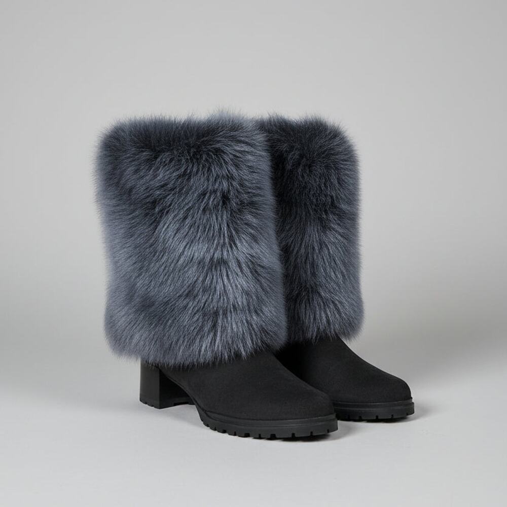 Stuart Weitzman gray suede and faux fur boots, size 8N, NEW WITHOUT BOX!